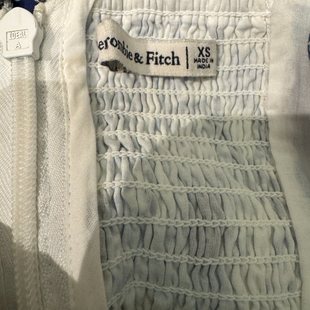 Abercrombie & Fitch Emerson Poplin Dress - Picture 4 of 4